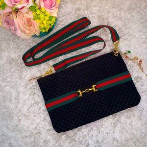 GUCCI Beauty bag/ crossbody